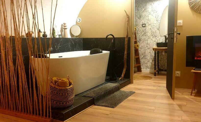 צימר Charmante Suite Indépendante Avec Cave à Vin