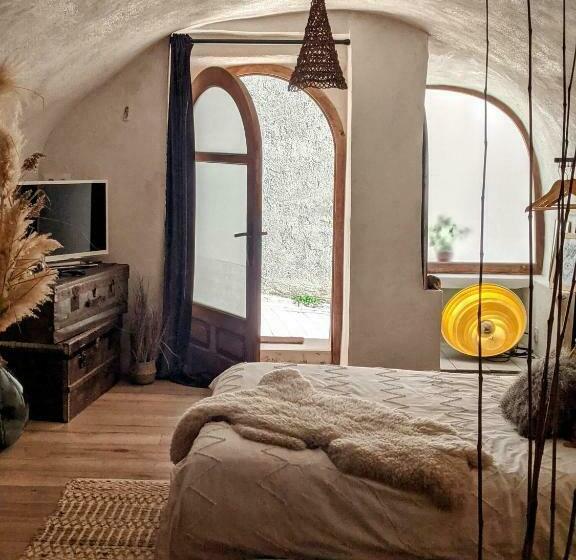 צימר Charmante Suite Indépendante Avec Cave à Vin