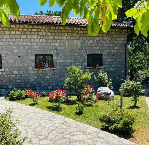 Aamiaismajoitus (B&B) L Antico Rifugio Del Tasso
