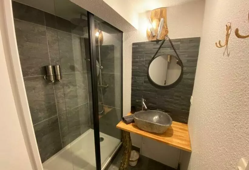 ベッドアンドブレックファースト Maison Georges Couthon