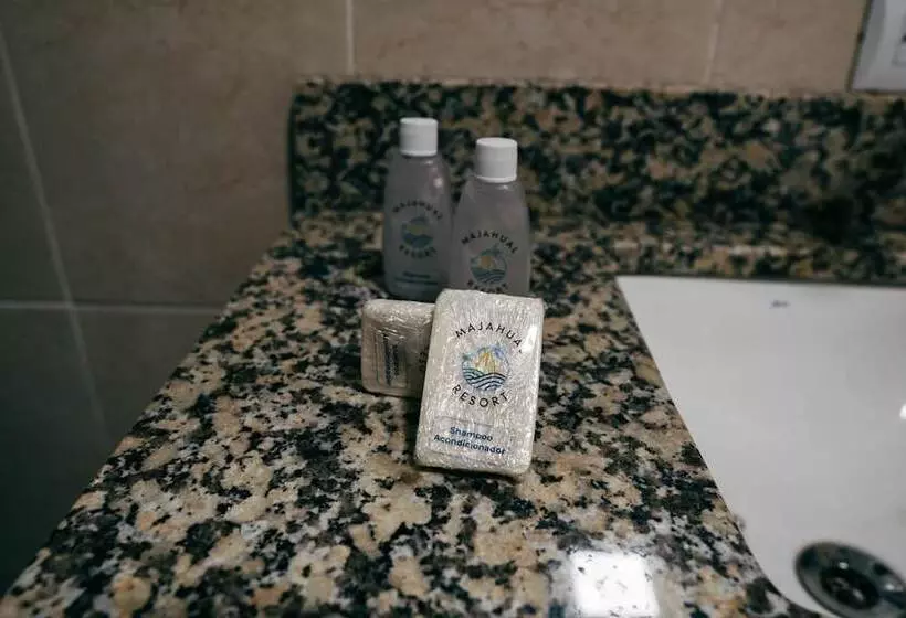 Hotelli Majahual Resort