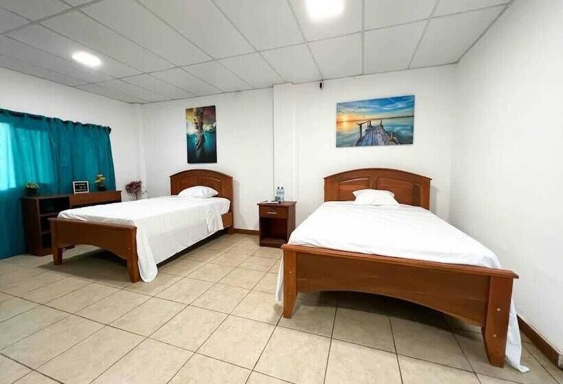 هتل Majahual Resort