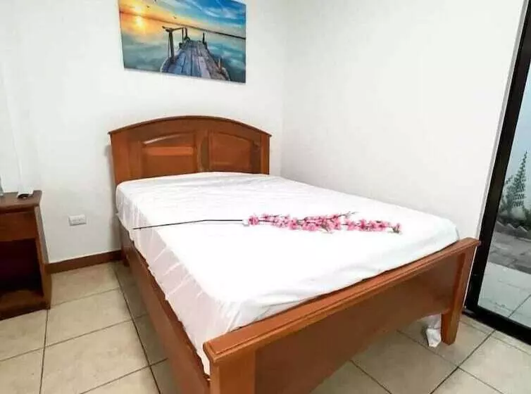 Hotelli Majahual Resort