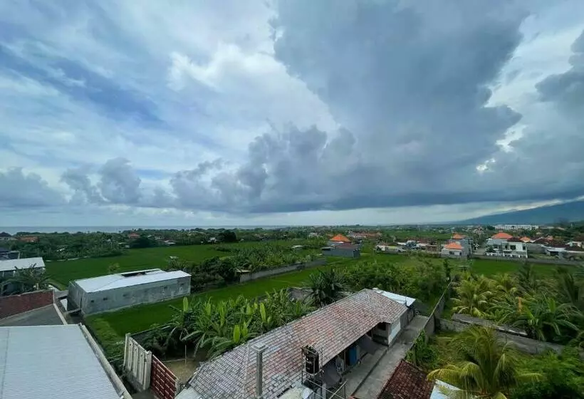 Hotelli Liberta Home Seririt Bali