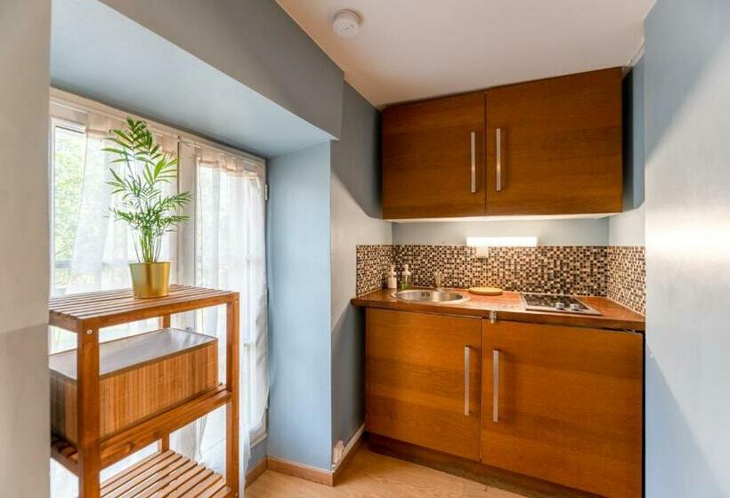 Pensionat Gite Dans Un Manoir Du 18ème Siècle à 40 Min De Paris Dans Le Parc Du Vexin