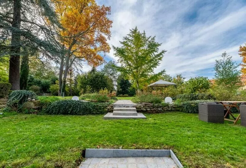 ペンション Gite Dans Un Manoir Du 18ème Siècle à 40 Min De Paris Dans Le Parc Du Vexin
