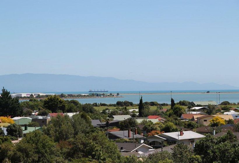 住宿加早餐  A Woodsy House