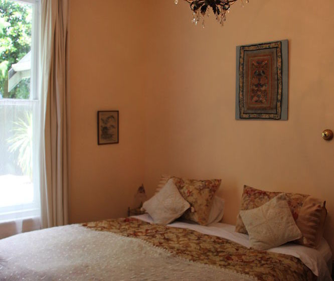 住宿加早餐  A Woodsy House