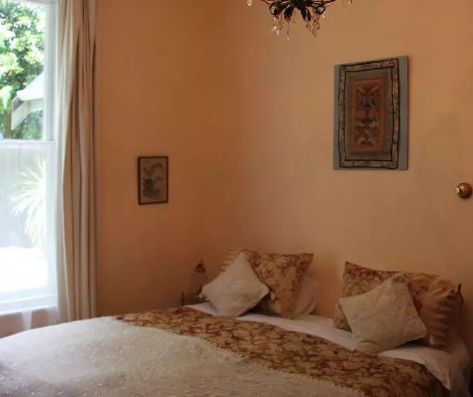 Bed and Breakfast A Woodsy House