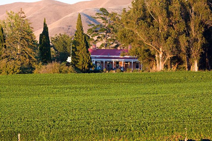 مبيت وإفطار Ugbrooke Country Estate