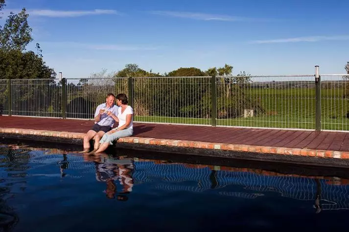 مبيت وإفطار Ugbrooke Country Estate