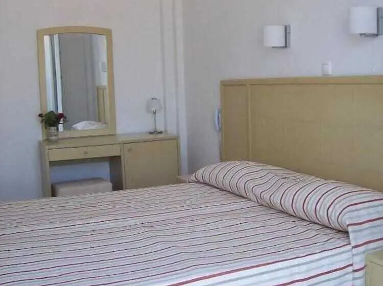 Hotel Adamantia