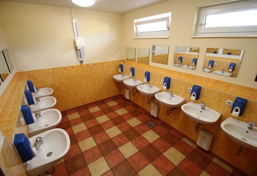 酒店 Heide Park Holiday Camp