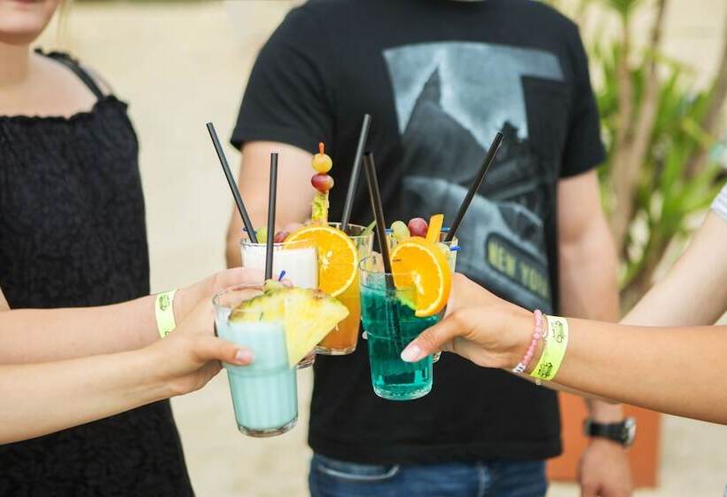 酒店 Heide Park Holiday Camp