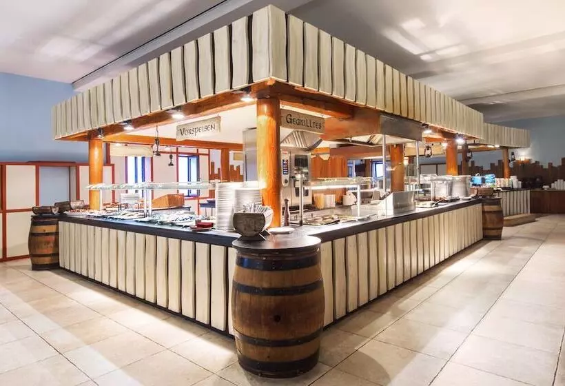 Отель Heide Park Holiday Camp