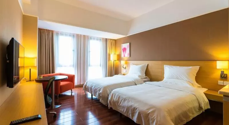 호텔 Ibis Styles Deyang Downtown