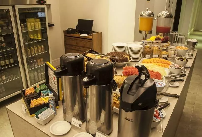 호텔 Golden Tower Shopping By Fênix Hotéis