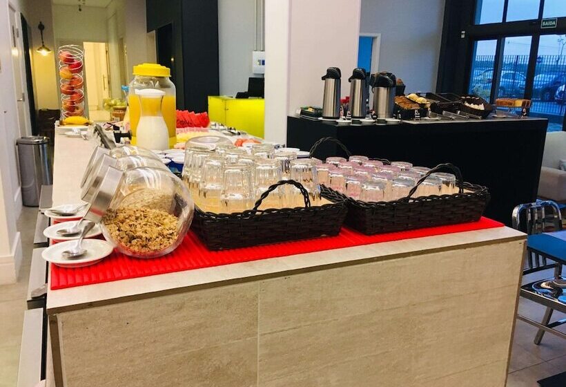 Hotel Golden Tower Shopping By Fênix Hotéis