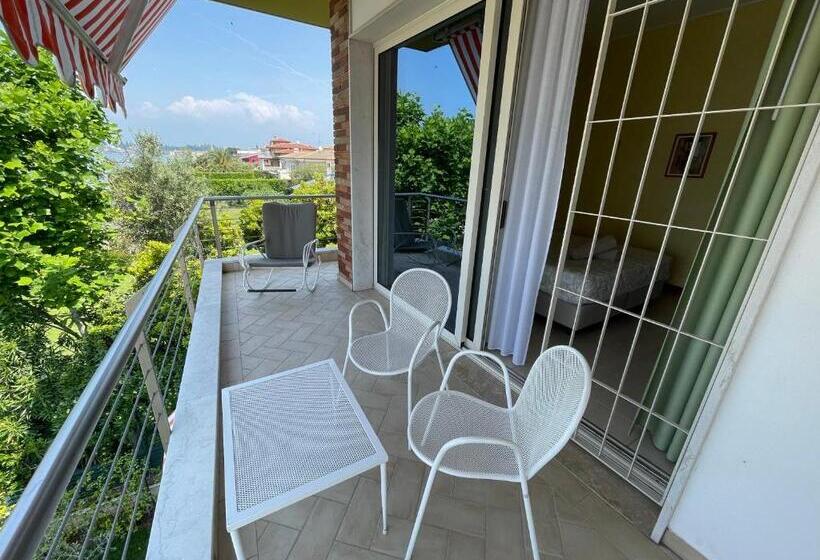 호텔 Le Petit Du Lac