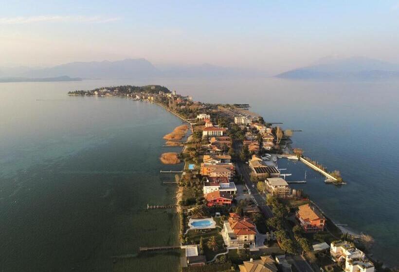 호텔 Le Petit Du Lac