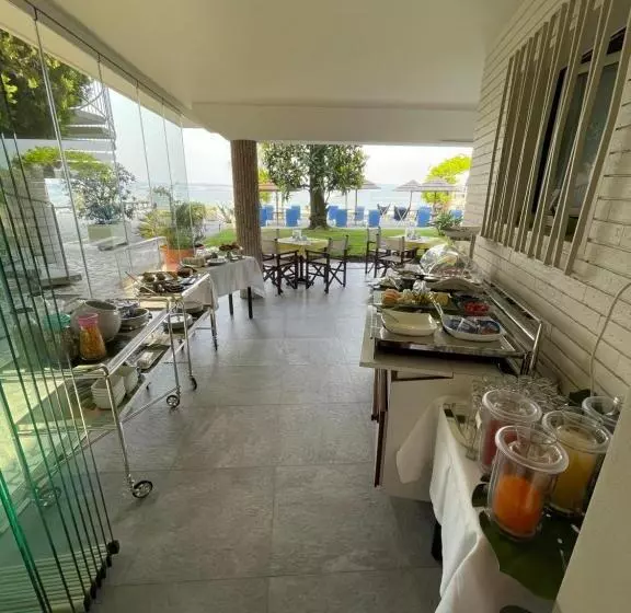 Отель Le Petit Du Lac