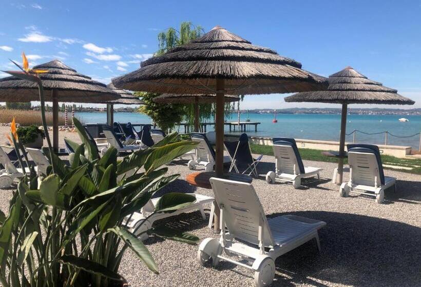 호텔 Le Petit Du Lac