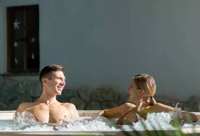 Отель Pineta Nature Resort Wellness & Spa