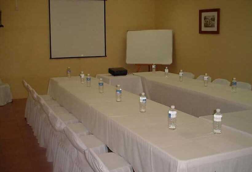 فندق Plaza Morelos