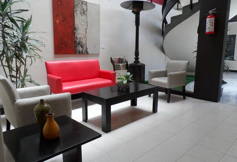 فندق Plaza Morelos