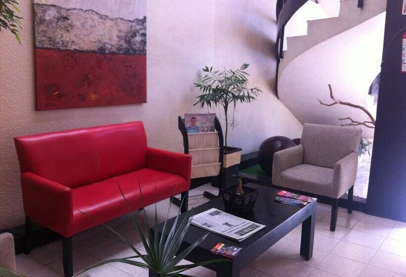 فندق Plaza Morelos