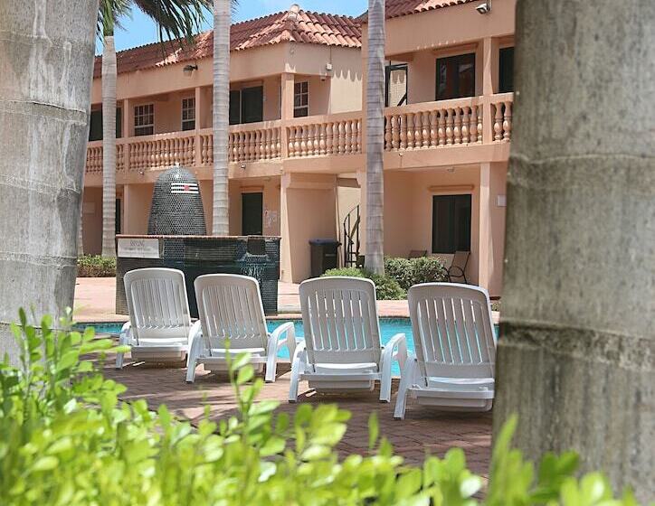 هتل Punto Di Oro Residences