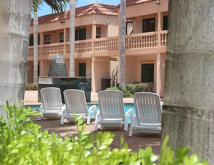 هتل Punto Di Oro Residences