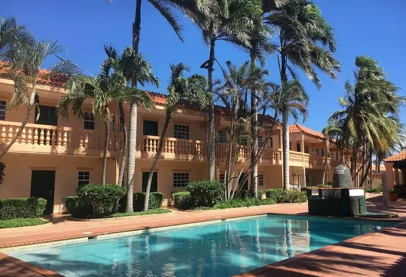 هتل Punto Di Oro Residences