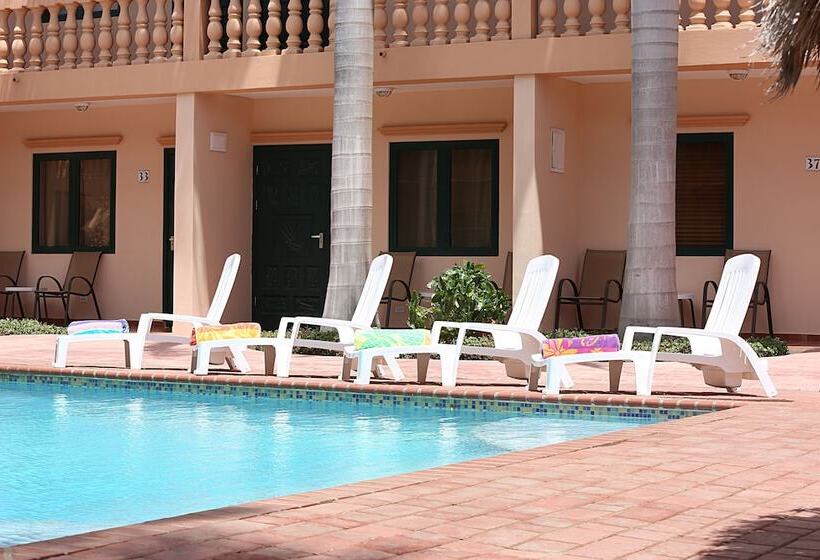 هتل Punto Di Oro Residences