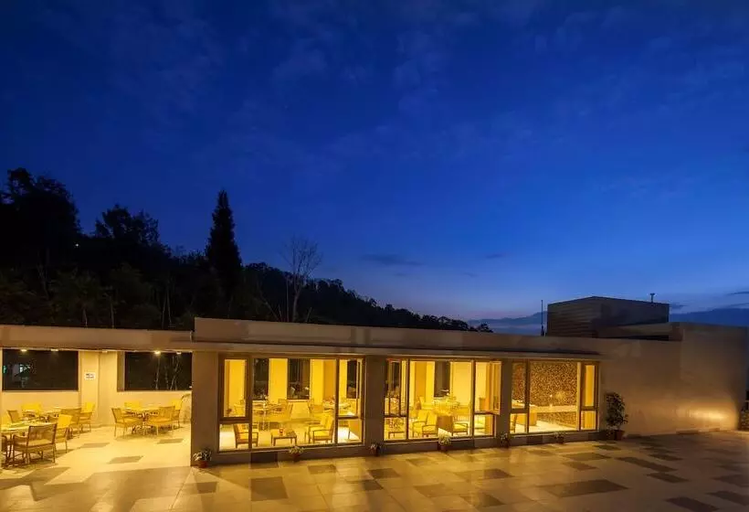 هتل Sinclairs Retreat Kalimpong