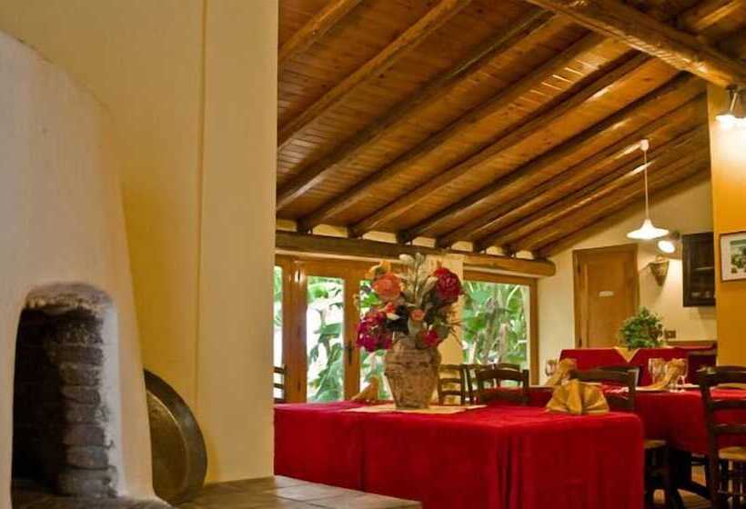 Hotel Agriturismo Roccadia