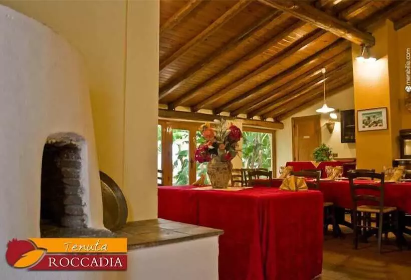 בית מלון כפרי Agriturismo Roccadia