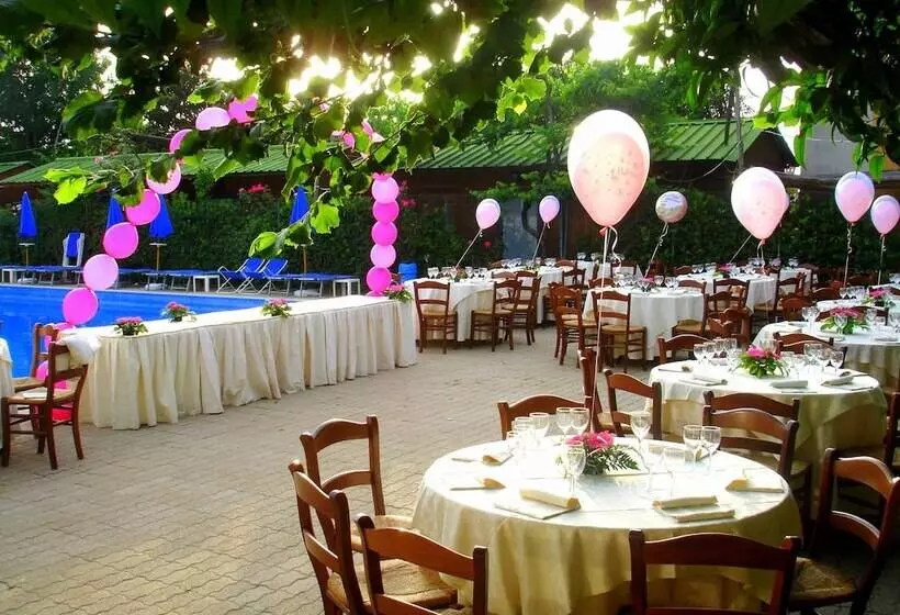 Отель Fiori D Arancio