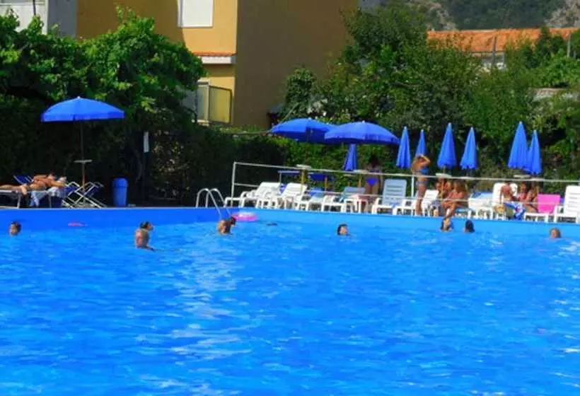 Отель Fiori D Arancio