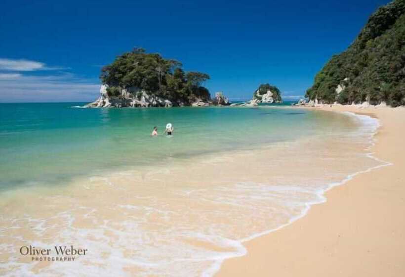 Nautilus Lodge Motel