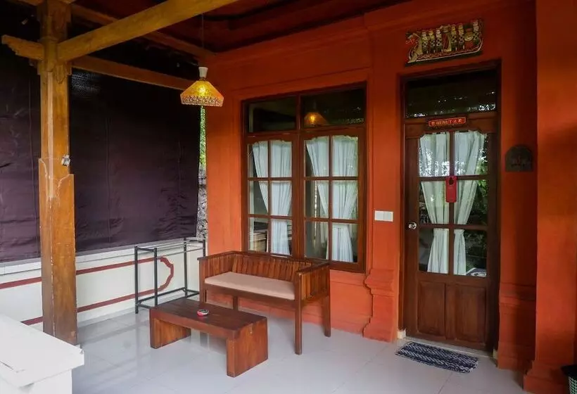 Resort Amed Cafe & Hotel Kebun Wayan