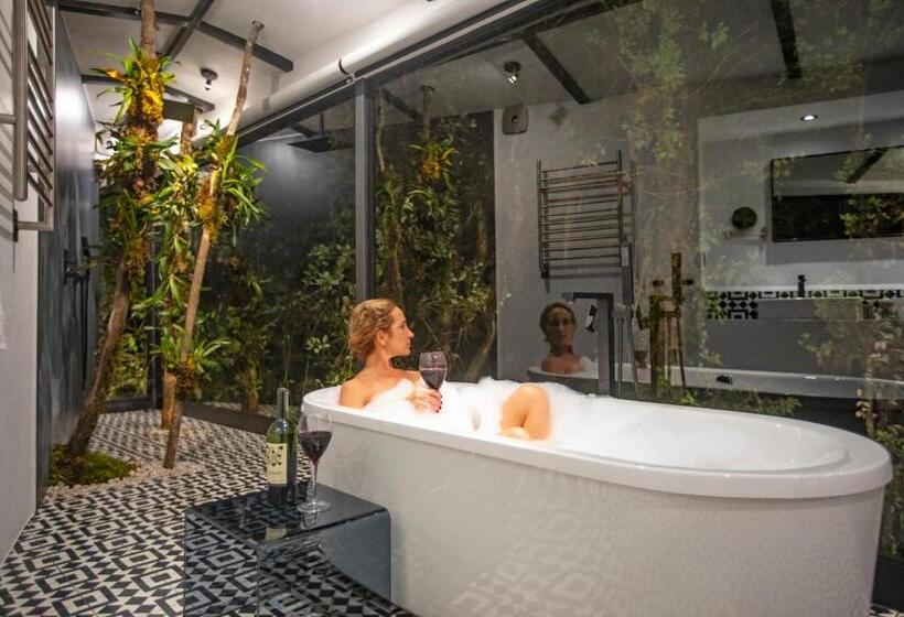 Курорт Dantica Cloud Forest Lodge