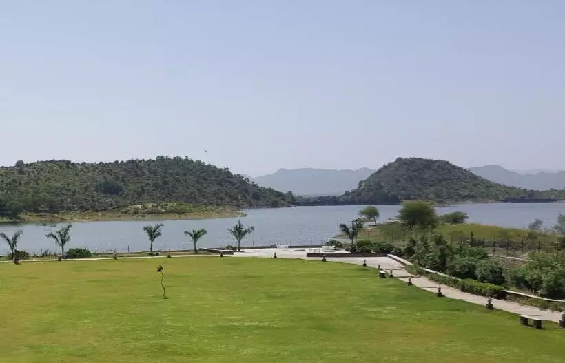 Tatsaraasa Resort & Spa, Udaipur