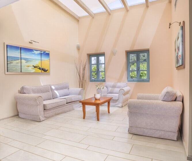 Thirides Beach Resort