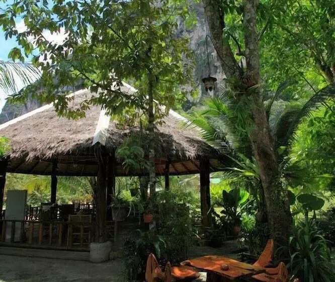 Vipa Tropical Resort