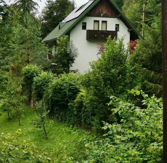 تختخواب و صبحانه Slabnik Nature Escape