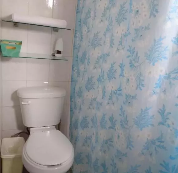 ペンション Casa Ixchel   450m To Downtown, Wifi, Hot Water, Ac