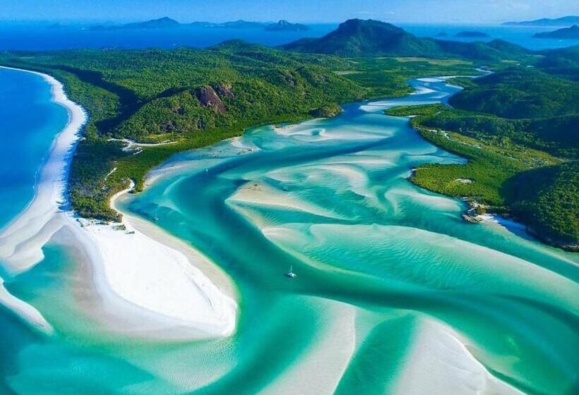 تختخواب و صبحانه Island Views