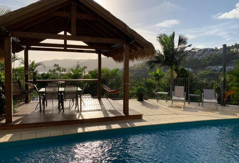 تختخواب و صبحانه Island Views