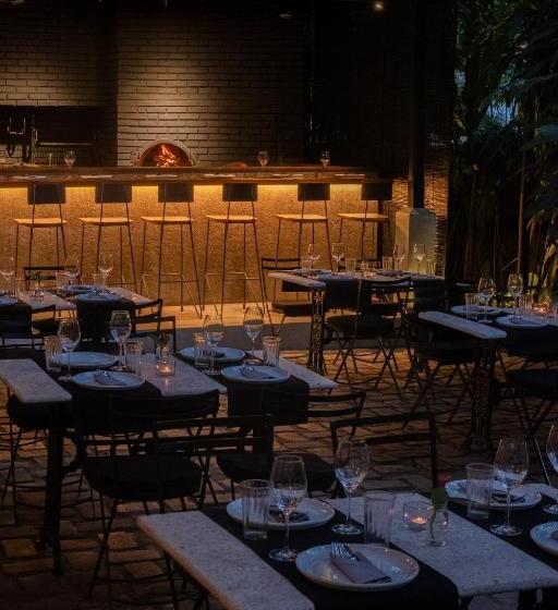 Havelock Place Bungalow